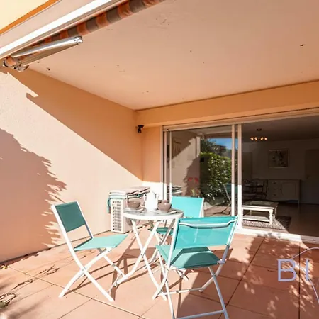 Spacious Pool And Parking Apartment *